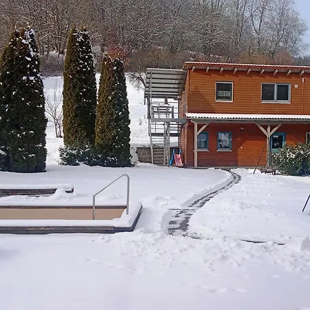 Mit Eigener Terrasse In Hueddingen *