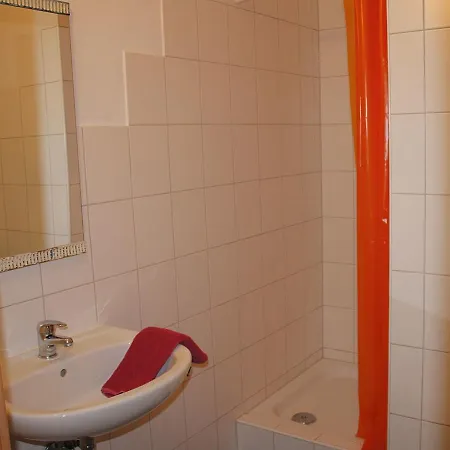 Mit Eigener Terrasse In Hueddingen 아파트 *